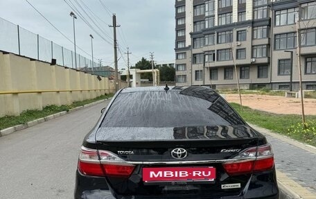 Toyota Camry, 2017 год, 2 390 000 рублей, 3 фотография