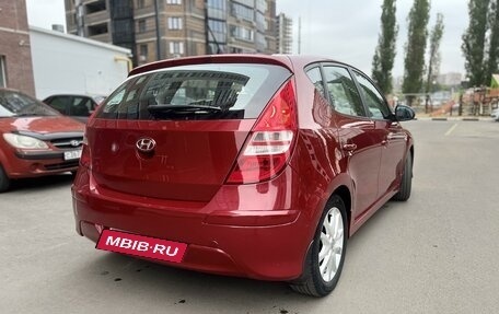 Hyundai i30 I, 2011 год, 890 000 рублей, 4 фотография