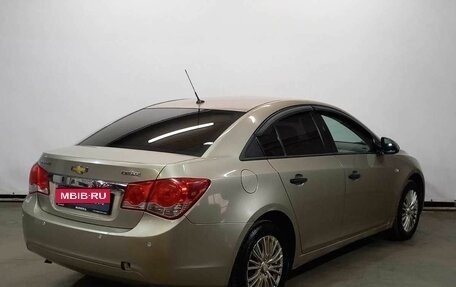 Chevrolet Cruze II, 2011 год, 750 000 рублей, 5 фотография