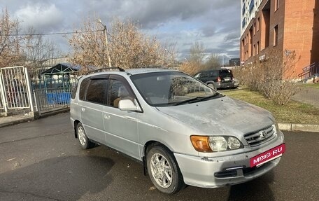 Toyota Ipsum II, 2000 год, 750 000 рублей, 5 фотография