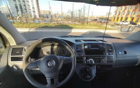 Volkswagen Caravelle T5, 2012 год, 2 248 000 рублей, 15 фотография