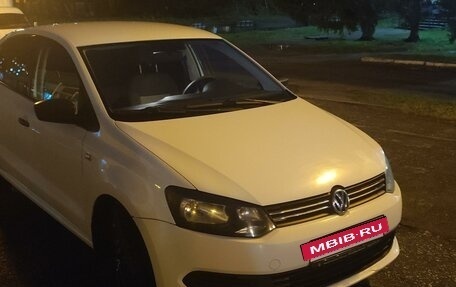 Volkswagen Polo VI (EU Market), 2015 год, 850 000 рублей, 10 фотография