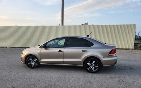 Volkswagen Polo VI (EU Market), 2017 год, 1 300 000 рублей, 2 фотография