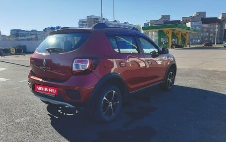 Renault Sandero II рестайлинг, 2015 год, 1 010 000 рублей, 2 фотография