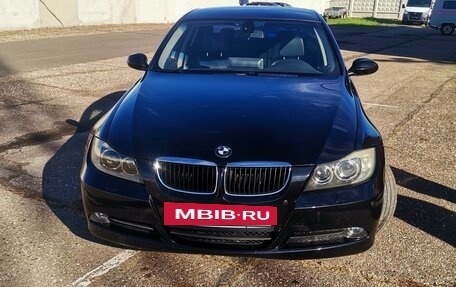 BMW 3 серия, 2007 год, 1 150 000 рублей, 4 фотография