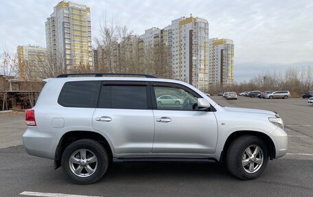 Toyota Land Cruiser 200, 2010 год, 3 170 000 рублей, 4 фотография