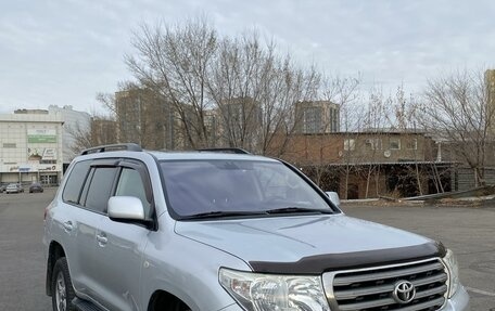 Toyota Land Cruiser 200, 2010 год, 3 170 000 рублей, 2 фотография