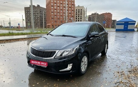 KIA Rio III рестайлинг, 2013 год, 930 000 рублей, 1 фотография