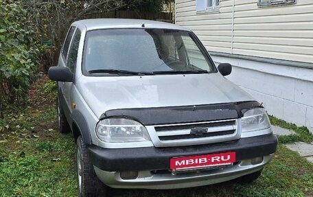 Chevrolet Niva I рестайлинг, 2004 год, 445 000 рублей, 7 фотография