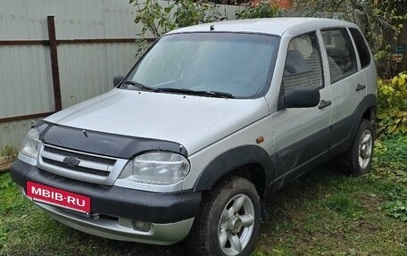 Chevrolet Niva I рестайлинг, 2004 год, 445 000 рублей, 5 фотография