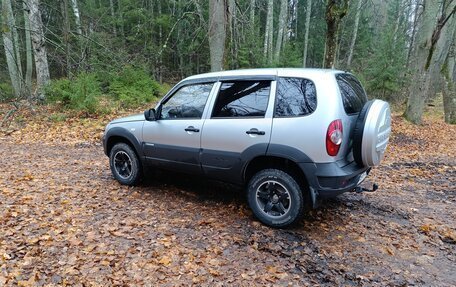 Chevrolet Niva I рестайлинг, 2011 год, 599 000 рублей, 8 фотография