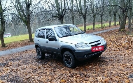 Chevrolet Niva I рестайлинг, 2011 год, 599 000 рублей, 5 фотография