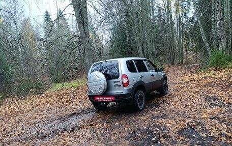 Chevrolet Niva I рестайлинг, 2011 год, 599 000 рублей, 10 фотография