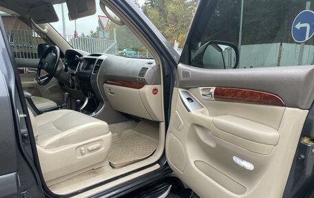 Toyota Land Cruiser Prado 120 рестайлинг, 2003 год, 1 950 000 рублей, 6 фотография