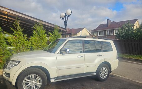 Mitsubishi Pajero IV, 2019 год, 5 300 000 рублей, 5 фотография