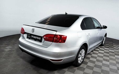 Volkswagen Jetta VI, 2013 год, 1 075 000 рублей, 5 фотография