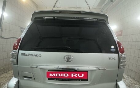 Toyota Land Cruiser Prado 120 рестайлинг, 2002 год, 2 340 000 рублей, 2 фотография