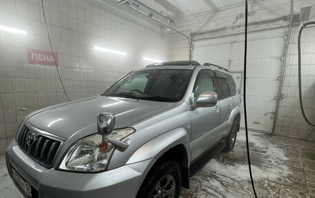 Toyota Land Cruiser Prado 120 рестайлинг, 2002 год, 2 340 000 рублей, 6 фотография