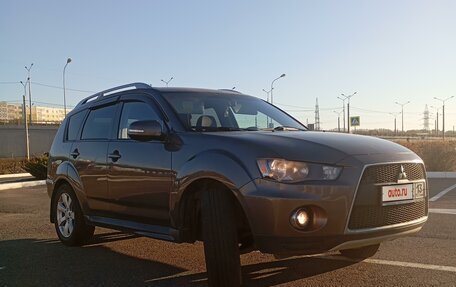 Mitsubishi Outlander III рестайлинг 3, 2010 год, 1 900 000 рублей, 7 фотография