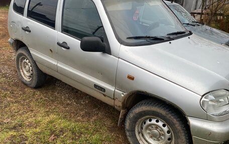 Chevrolet Niva I рестайлинг, 2003 год, 230 000 рублей, 4 фотография