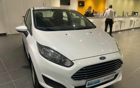 Ford Fiesta, 2017 год, 1 020 000 рублей, 3 фотография