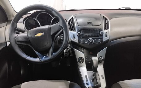 Chevrolet Cruze II, 2013 год, 879 000 рублей, 9 фотография