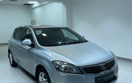 KIA cee'd I рестайлинг, 2010 год, 916 000 рублей, 3 фотография