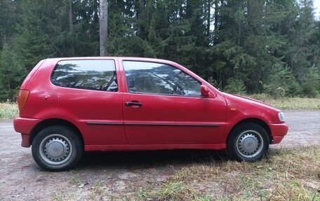 Volkswagen Polo III рестайлинг, 1996 год, 180 000 рублей, 2 фотография