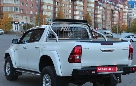 Toyota Hilux VIII, 2017 год, 4 499 990 рублей, 4 фотография