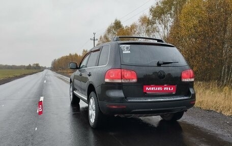 Volkswagen Touareg III, 2005 год, 900 000 рублей, 4 фотография