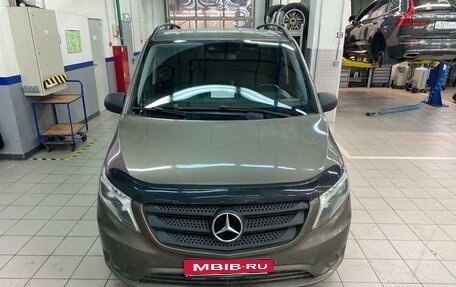 Mercedes-Benz Vito, 2018 год, 3 697 000 рублей, 2 фотография