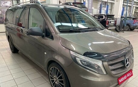 Mercedes-Benz Vito, 2018 год, 3 697 000 рублей, 3 фотография