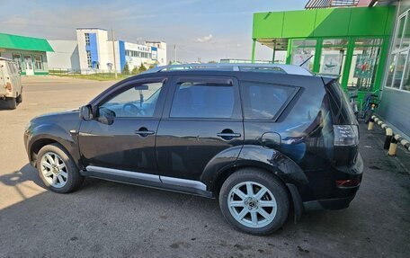 Mitsubishi Outlander III рестайлинг 3, 2012 год, 1 250 000 рублей, 6 фотография