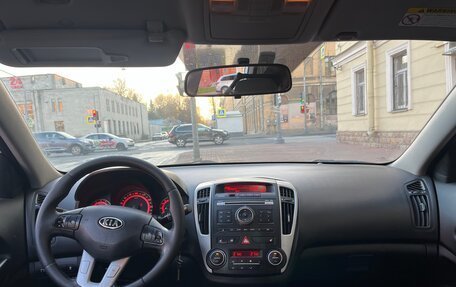 KIA cee'd I рестайлинг, 2010 год, 950 000 рублей, 11 фотография