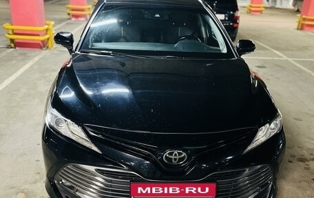 Toyota Camry, 2018 год, 3 150 000 рублей, 3 фотография