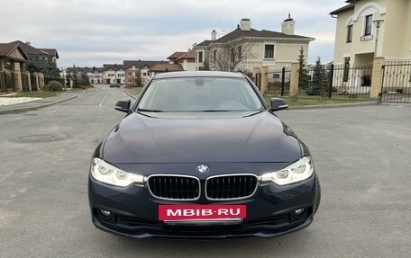 BMW 3 серия, 2017 год, 2 300 000 рублей, 3 фотография