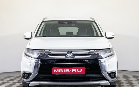 Mitsubishi Outlander III рестайлинг 3, 2017 год, 2 570 000 рублей, 2 фотография