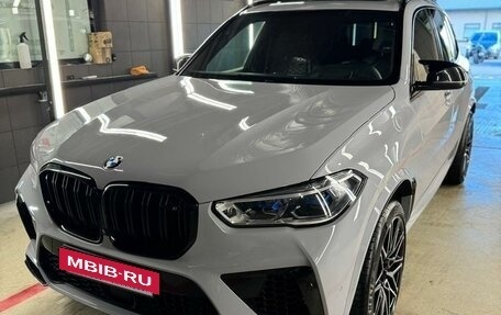 BMW X5 M, 2020 год, 13 500 000 рублей, 2 фотография