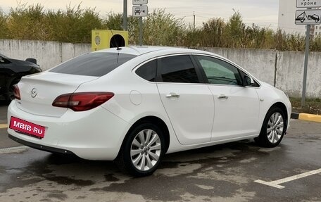 Opel Astra J, 2013 год, 940 000 рублей, 6 фотография