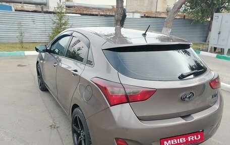 Hyundai i30 II рестайлинг, 2012 год, 890 000 рублей, 2 фотография