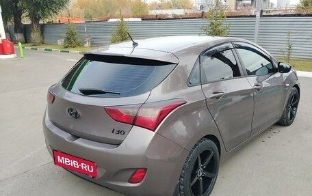 Hyundai i30 II рестайлинг, 2012 год, 890 000 рублей, 3 фотография