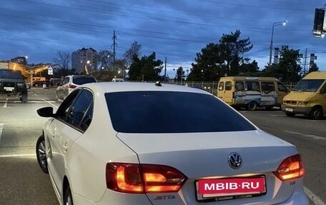 Volkswagen Jetta VI, 2013 год, 1 100 000 рублей, 27 фотография