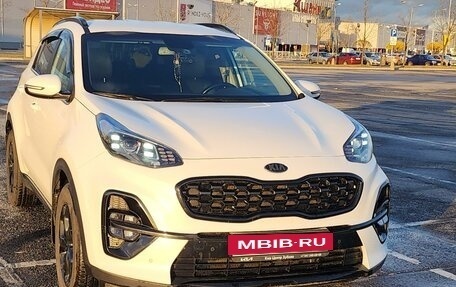 KIA Sportage IV рестайлинг, 2021 год, 2 800 000 рублей, 4 фотография