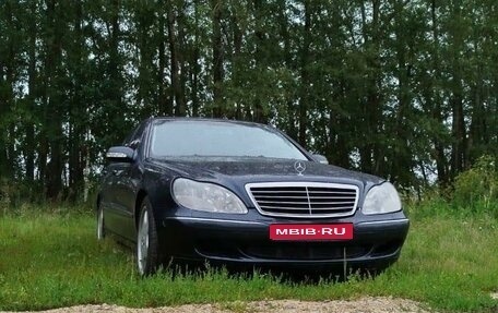 Mercedes-Benz S-Класс, 1999 год, 700 000 рублей, 1 фотография