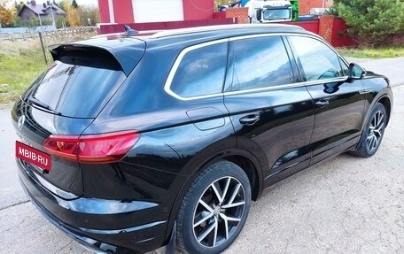 Volkswagen Touareg III, 2018 год, 4 690 000 рублей, 19 фотография