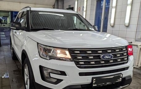 Ford Explorer VI, 2016 год, 2 400 000 рублей, 1 фотография