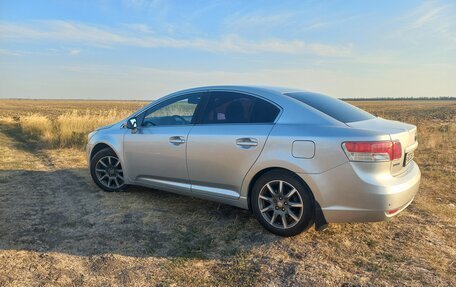 Toyota Avensis III рестайлинг, 2010 год, 1 150 000 рублей, 1 фотография