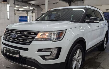 Ford Explorer VI, 2016 год, 2 400 000 рублей, 3 фотография