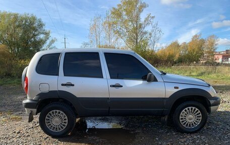 Chevrolet Niva I рестайлинг, 2006 год, 315 000 рублей, 2 фотография