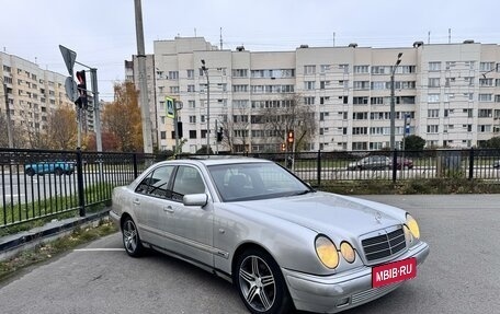 Mercedes-Benz E-Класс, 1996 год, 550 000 рублей, 6 фотография